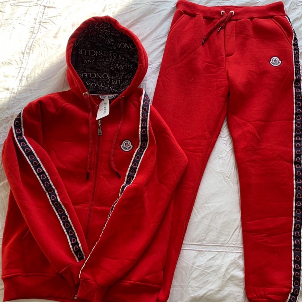 Moncler Tracksuit (Large)